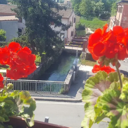 Apartment La Lanterna Sul Fiume *